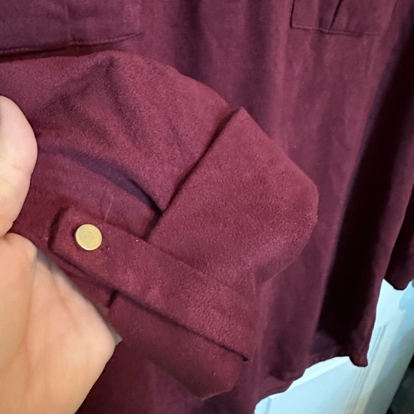 Roz & ali V-neck pull over top w/2 front pockets and 3/4 sleeves Large petite - Picture 5 of 10